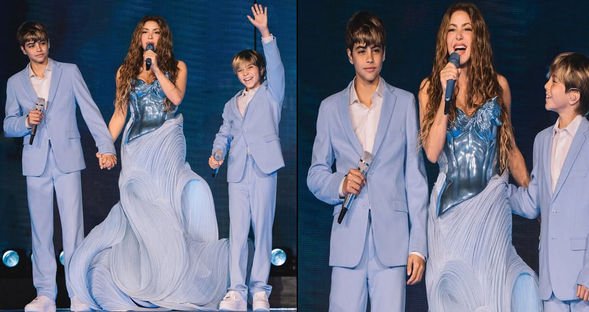 Oğullarıyla sahneye çıktı