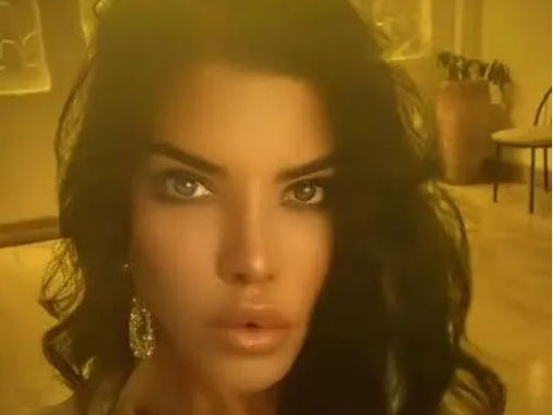 Nuran Çokçalışkan, Savaş Ay'ın 2001 yapımı 'Dansöz' filminde rol almıştı.