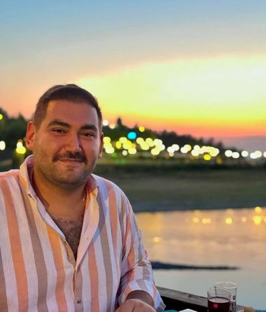 Kamil Çelik, silahlı saldırıda hayatını kaybetti.