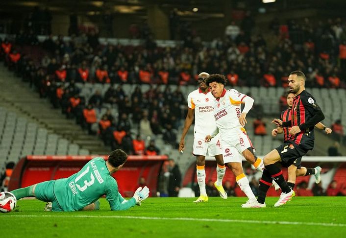 Gabriel Sara'nın 31. saniyedeki gol vuruşu