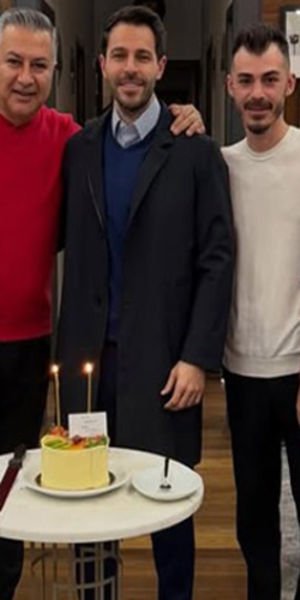 Yeni yaşa sürpriz kutlama...