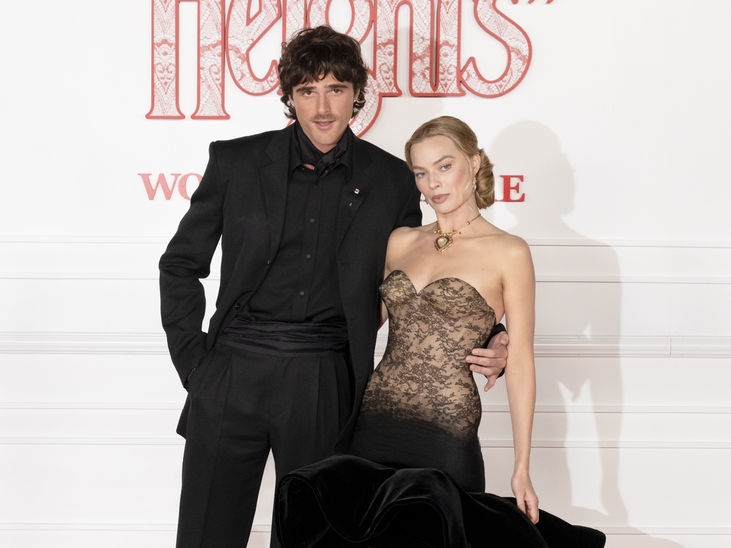 Margot Robbie - Jacob Elordi 