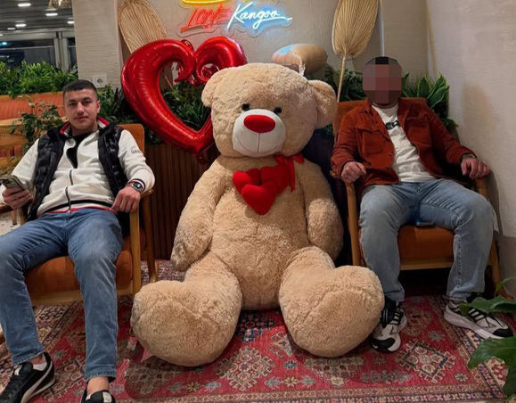 Hayatını kaybeden Yiğit (solda) ve ağabeyi Emirhan Mırık (sağda).