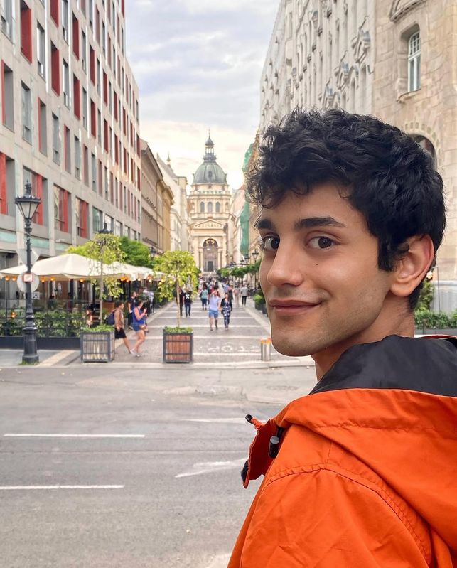 İbrahim Yıldız, 'Muhteşem Yüzyıl Kösem', 'Duy Beni', 'Bir Zamanlar Kıbrıs' gibi dizilerde rol almıştı.