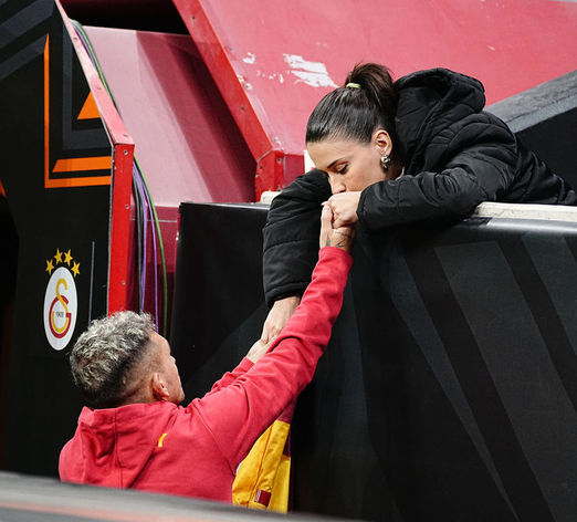 Lucas Torreira ve Devrim Özkan