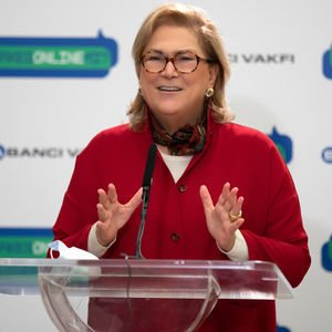 Sabancı'dan Kadınlar Günü mesajı...