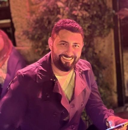 Volkan Berberoğlu, mekan sahibiydi, 42 yaşında hayata veda etti.