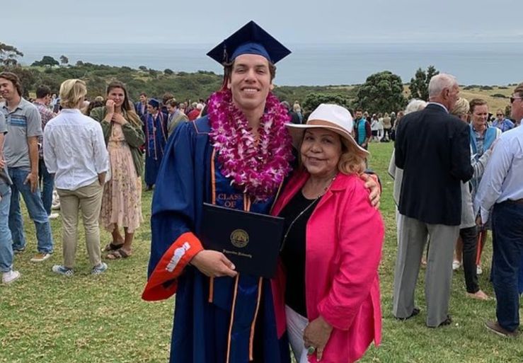 Joseph Baena ve annesi Mildred Baena