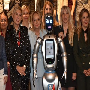 "Geleceği Tasarlayan Kadınlar"