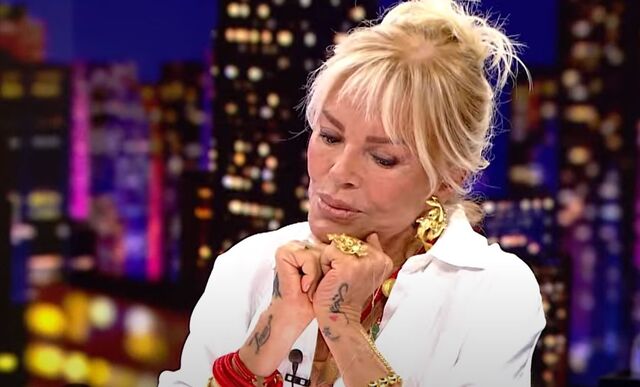 <strong>"ŞAHANE BİR EVLİLİĞİM VE HAYATIM OLDU"</strong>