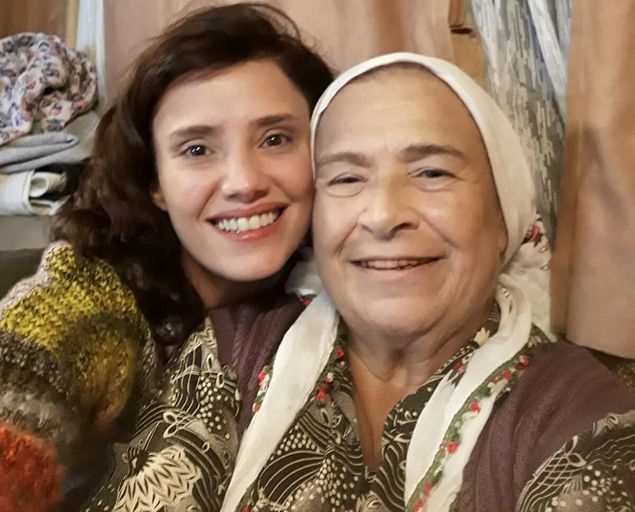 Nehir Erdoğan ve Feyha Çelenk