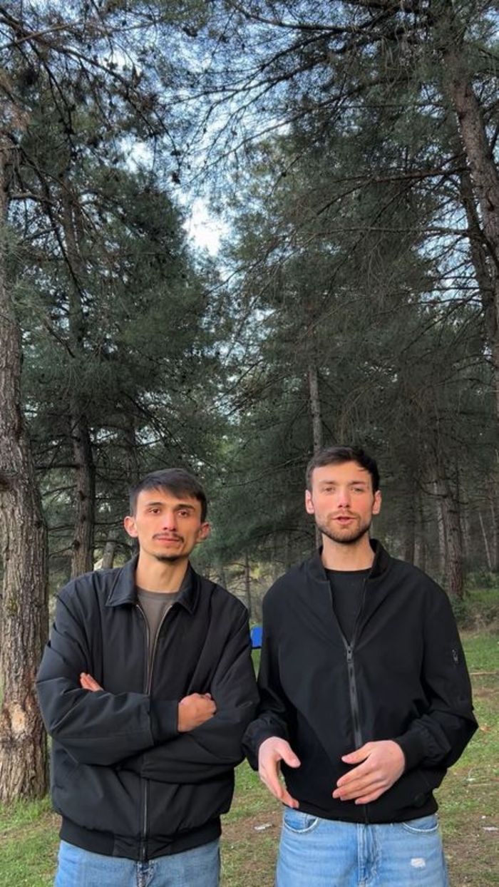  Özgür Kaya ve Abdullah Menteşe