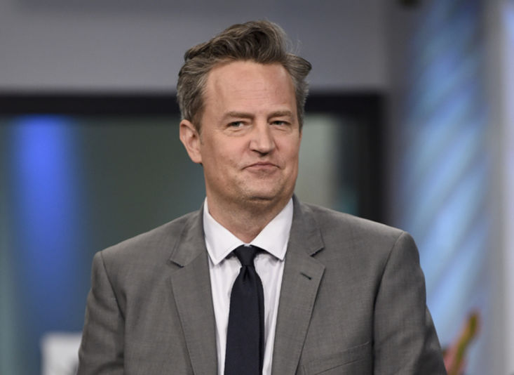 2023'te hayatını kaybeden Matthew Perry'nin, anestezi maddesi ketamini aşırı doz kullandığı tespit edildi