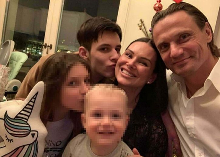Irina Dvizova (Ortada) ve kızı Dayana Dvizova'yı öldüren Andrej Kuslevic (Sağda) 