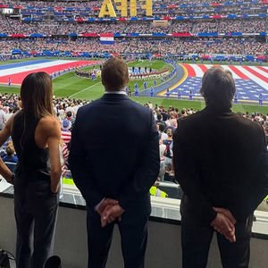 David Beckham ve Tom Cruise tribünde yan yana