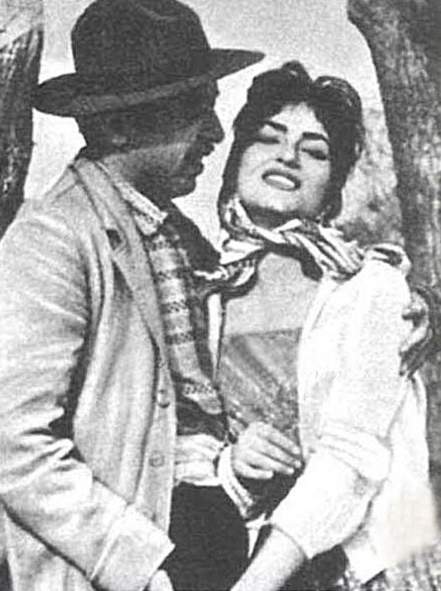 'Köyde Bir Kız Sevdim'