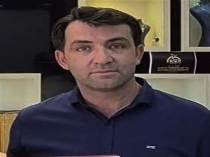 Muhammet Sami Ayaz, kuyumcu dükkanının sahibi.