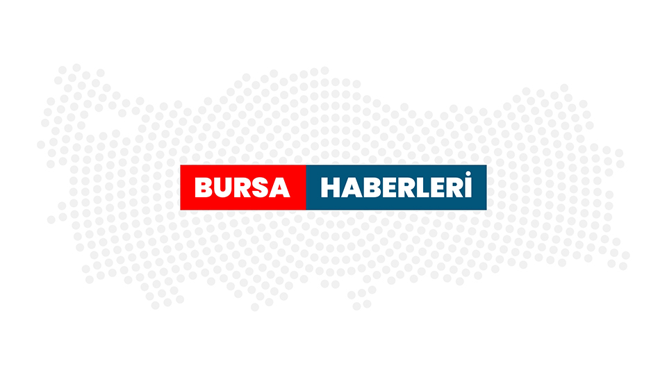 Çakarlı ve sirenli düğün konvoyu ile yolu trafiğe kapattılar