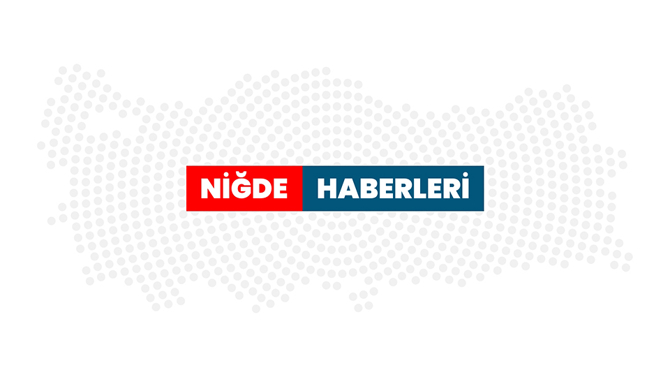 Ulaştırma ve Altyapı Bakanı Uraloğlu, şehit Ömer Halisdemir'in kabrini ziyaret etti