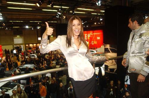 Matteo Ferrari'nin eşi olan Aida Yespica'nın tam adı Aida Maria Yespica Jaime. 15 Temmuz 1982 doğumlu olan güzel sunucu ile Matteo'nun 2008'de dünyaya gelen Aron adında bir oğulları var. Venezuella Güzeli olan Aida, 2003'ten beri İtalya'da modellik yapıyor. GQ ile Maxim gibi dergilerin kapağını süslemiş olan Aida Fashion TV ve RAİ için de düzenli olarak çekimlere katılıyor.