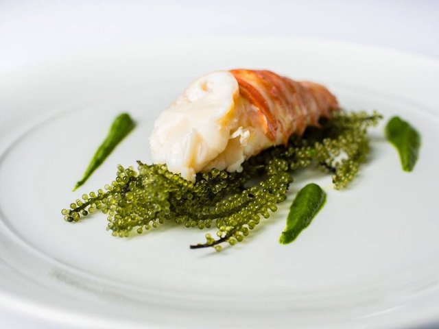 Dubai'de bir restoranda bu yemek 517 dolar yani bin 578 TL.