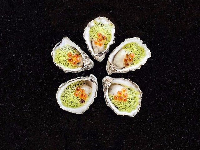 Kalifornia'da bir restorandaki bu yemek 470 dolar yani bin 434 TL.