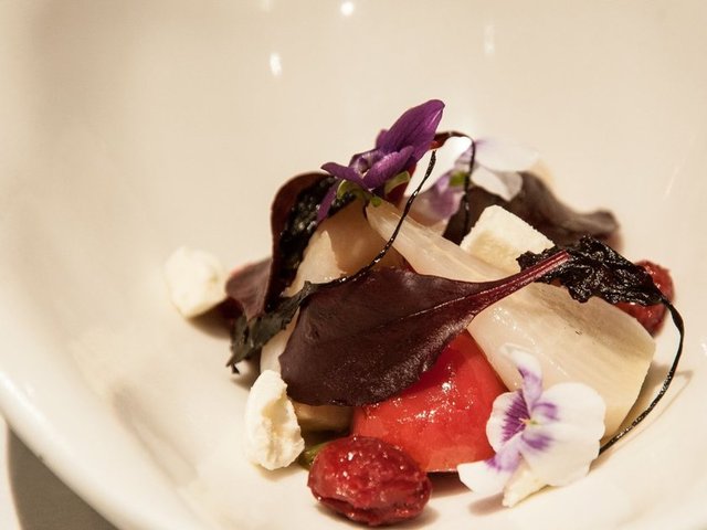 Sidney Avustralya'da bir restorandaki bu yemek 470 dolar yani bin 434 TL.