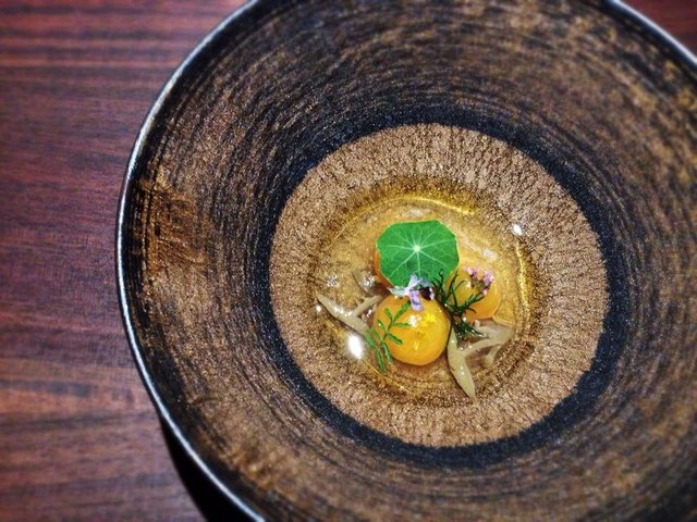 Kalifornia'daki bir restorandaki bu yemek 796 dolar yani 2 bin 430 TL.