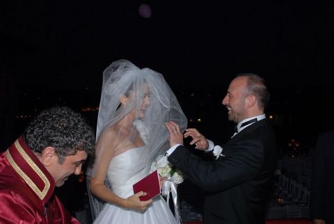 Bergüzer Korel ve Halit Ergenç evlendi