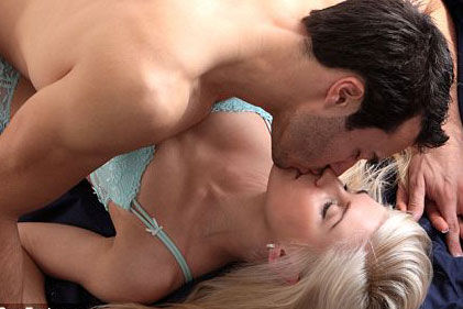 Ön sevişmeyi kısa tutmayın ve mümkün olduğunca heyecanı arttırın. -