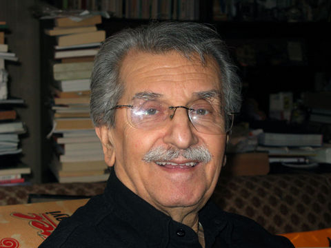 Cumhuriyet Gazetesi yazarı Abdülkadir Yücelman, yaşamını yitirdi.