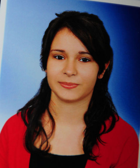 Küçükçekmece'de bir İETT otobüsüne molotofkokteyli atılması sonucu yanarak yaralanan Serap Eser vefat etti.