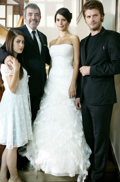 Aşk-ı Memnu - Sarıyer -  - Kanal D'nin sevilen dizisi Aşk-ı Memnu, oyuncuları kadar çekim yapılan mekânıyla da hayran kitlesi oluşturdu.