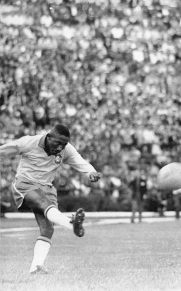 Djalma Santos (Brezilya)