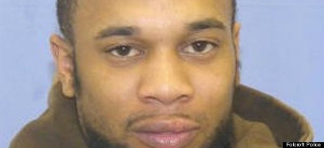 23 yaşındaki Ray Woods seyir halindeyken Pensilvanya Polisi'ne yakalandı. Duyanları şok eden gerçekse Ray'in tam 89 çantaya sığacak kadar uyuşturucunun penisinden çıkmasıydı.  -