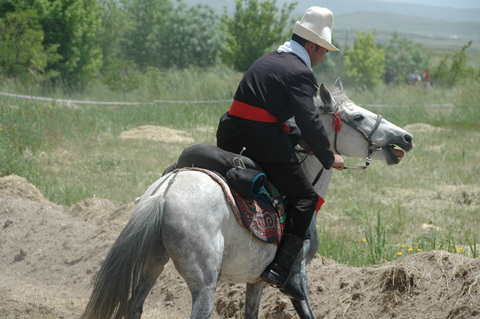 Ulupamirli Kırgızların oyunları