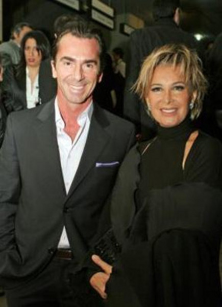 İlker İnanoğlu'nun babası yapımcı Türker İnanoğlu annesi ise Filiz Akın.