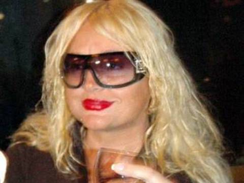 BANU ALKAN: RENKA BRONKAVİ