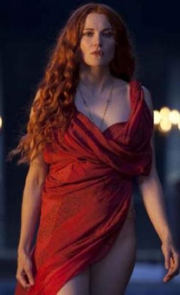 Dizide dünyanın ve Türkiye'nin Zeyna olarak tanıdığı Yeni Zelandalı aktris Lucy Lawless da yer alıyor.