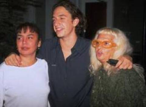 Aysel Gürel'den ilham aldı -  - Aysel Gürel'in öldükten sonra ortaya çıkan şarkısı "Sevdanın Son Vuruşu" Sezen Aksu'ya ilham verdi.