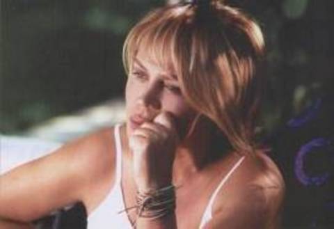 Beste fabrikatörü Sezen Aksu, oğlu Mithat Can için büyük bir servet hazırlıyor. Minik Serçe, çok özel bestelerini Kanlıca'daki evinin kasasında biriktiriyor.