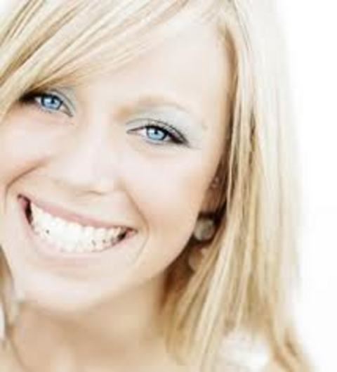 Gülmek için 17 adeleye ihtiyaç vardır. Surat asmak için ise 43.