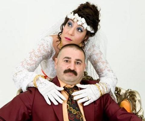 Melek Baykal şimdi Türk Malı dizisinin kadrosuna katıldı. Baykal, Abiye Kuzu'nun annesini canlandıracak.