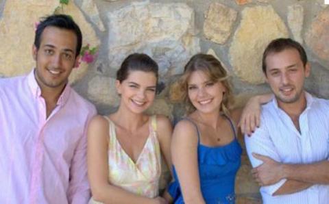 Seyirci Apak'ı kısa sürede benimsedi. Yeni sezon başlamadan kısa bir süre önce Külegeç'in diziye öneceği açıklandı.