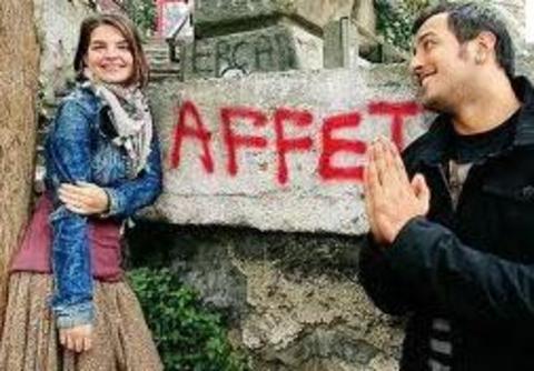 Külegeç yerine diziye Avrupa Yakası ile ün kazanan Sarp Apak geldi.