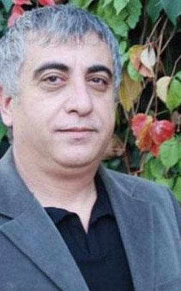 Bir ayrılık haberi de Suat Sungur'dan geldi.