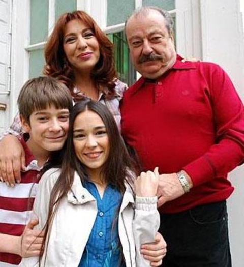 Daha sonra Gönül Ferman Dinlemiyor adlı diziyle ekrana geldi. Ancak dizinin reytingleri beklentiyi karşılamayınca seyirciye erken veda etti.