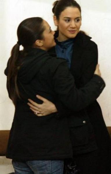 Türkmen son olarak Küçük Kadınlar'da oynamıştı.. Diziden ayrılmak isteyince de oynadığı karakter öldürülmüştü.