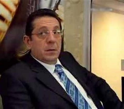 Nizamettin Güvenç... Mehmet Karahan'lının avukatıydı. Kilit adamlardandı. İhanetleri herkesi şaşırttı. Polat ölesiye döverek öldürdü.