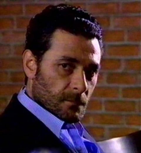 Cerrahpaşalı Halit.... Cerrahpaşalıların başındaki adamdı. Süleyman Çakır'ın İstanbul Sefirliğini kabul etmeyip direndi. Memati telle boğarak öldürdü.